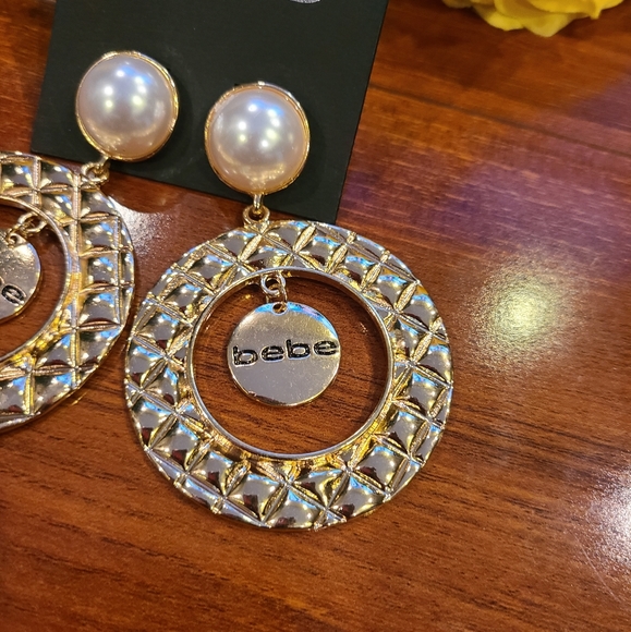 Bebe Dangling Pearl/Gold Fashion Earrings - Picture 3 of 5